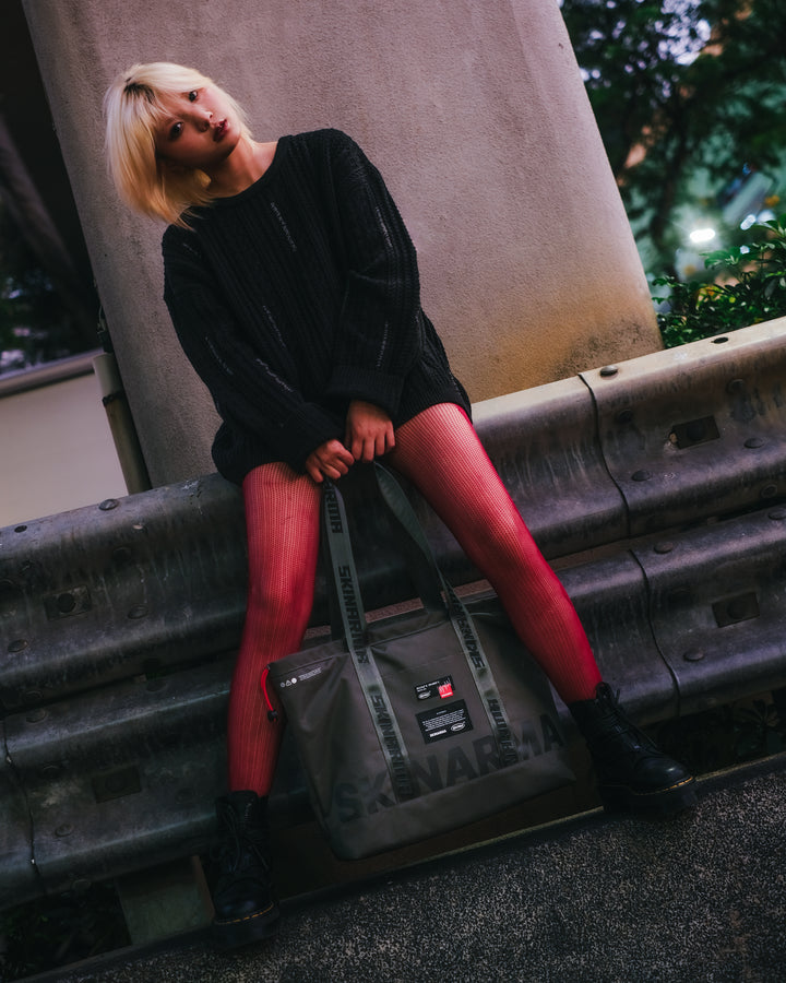 __BLACK