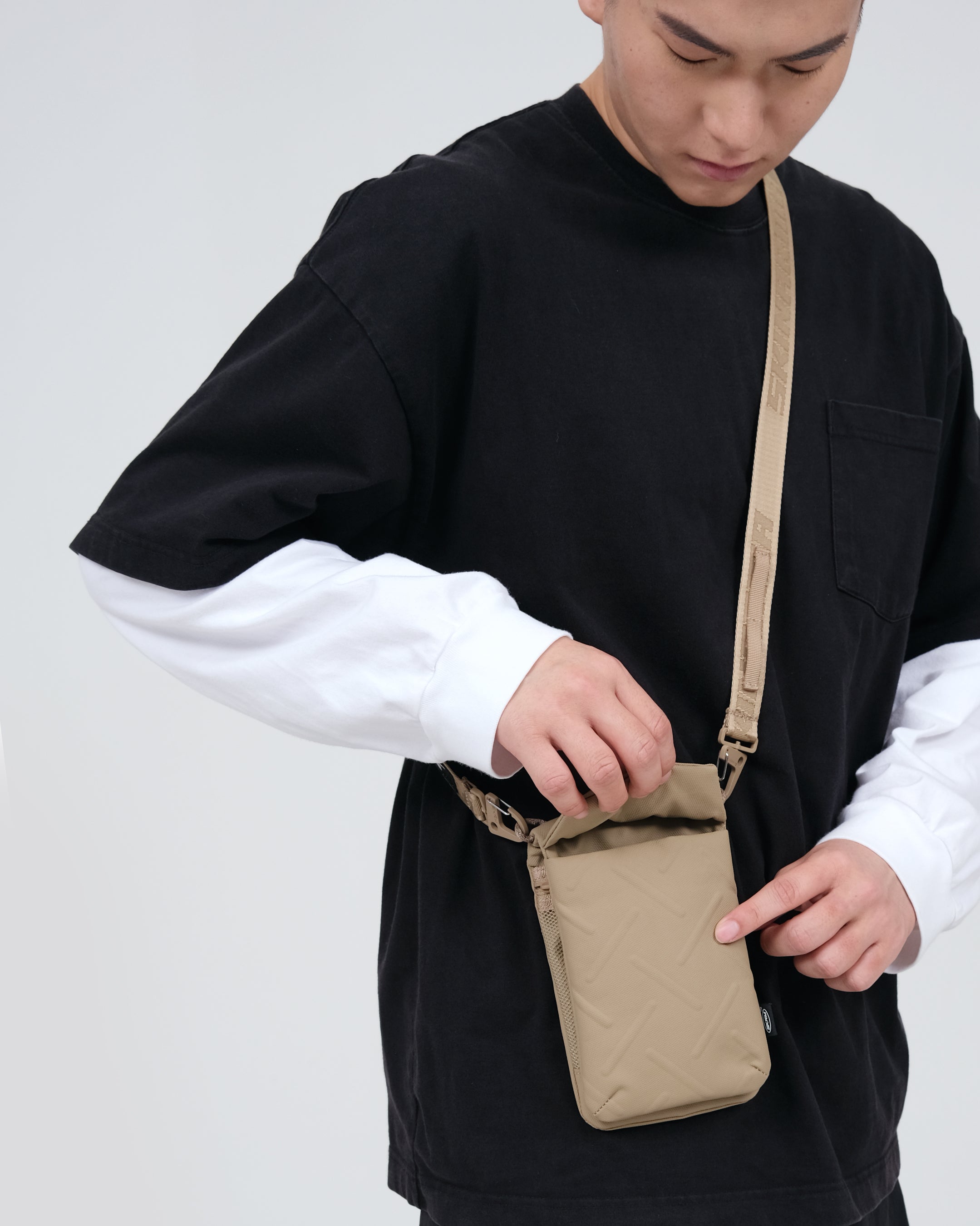 Skinarma sling bag on sale