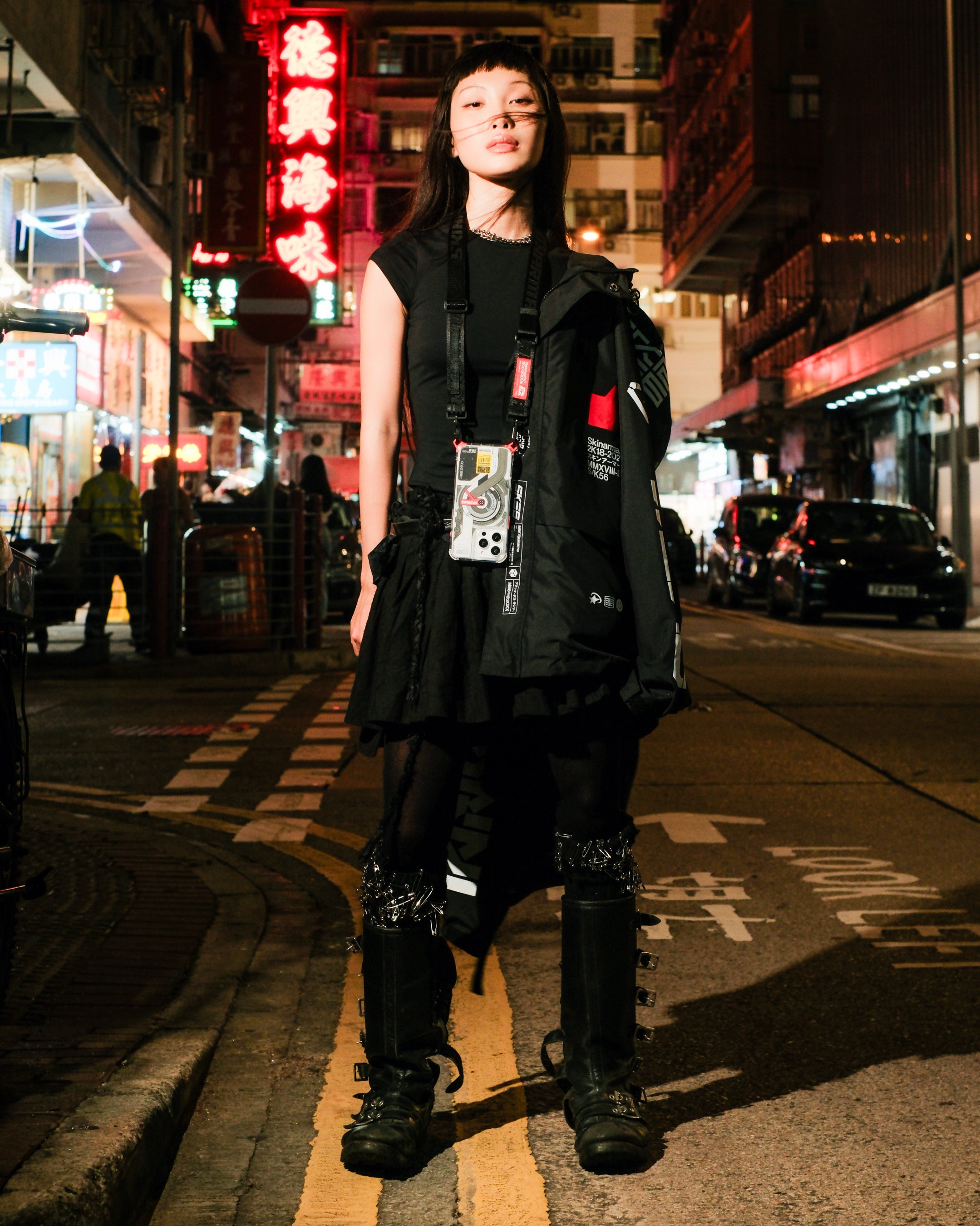 __BLACK